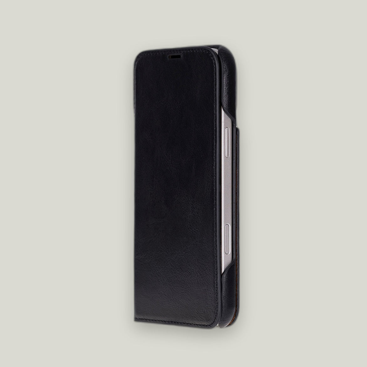 Sonat Deri Folio Kılıf — iPhone 17 Pro Max