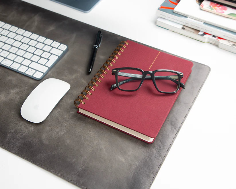 Pamir Deri Masa Matı