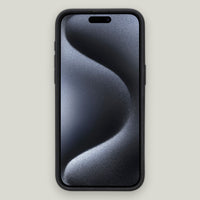 Kartlıklı Deri Kılıf — iPhone 15 Pro Max