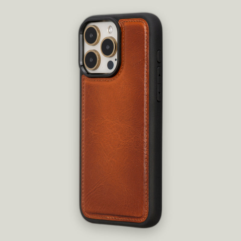 Kartlıklı Deri Kılıf — iPhone 15 Pro Max