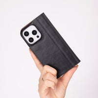 Sonat Deri Folio Kılıf — iPhone 16 Pro