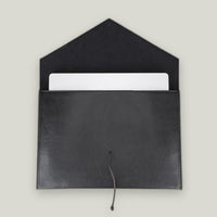 Deri MacBook Kılıfı — detay 3
