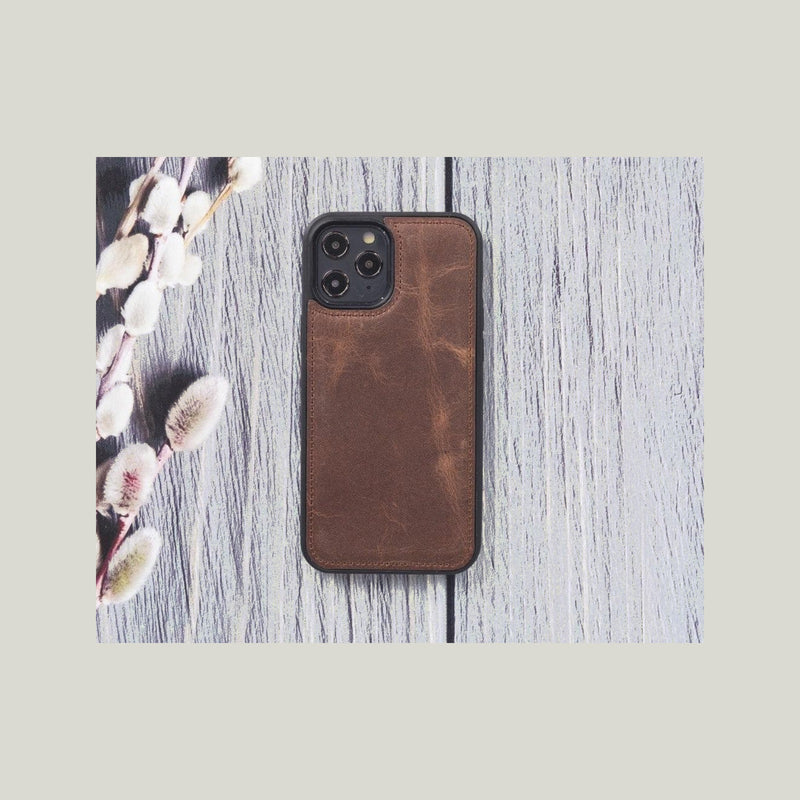 Kartlıklı Deri Kılıf — iPhone 12 Pro
