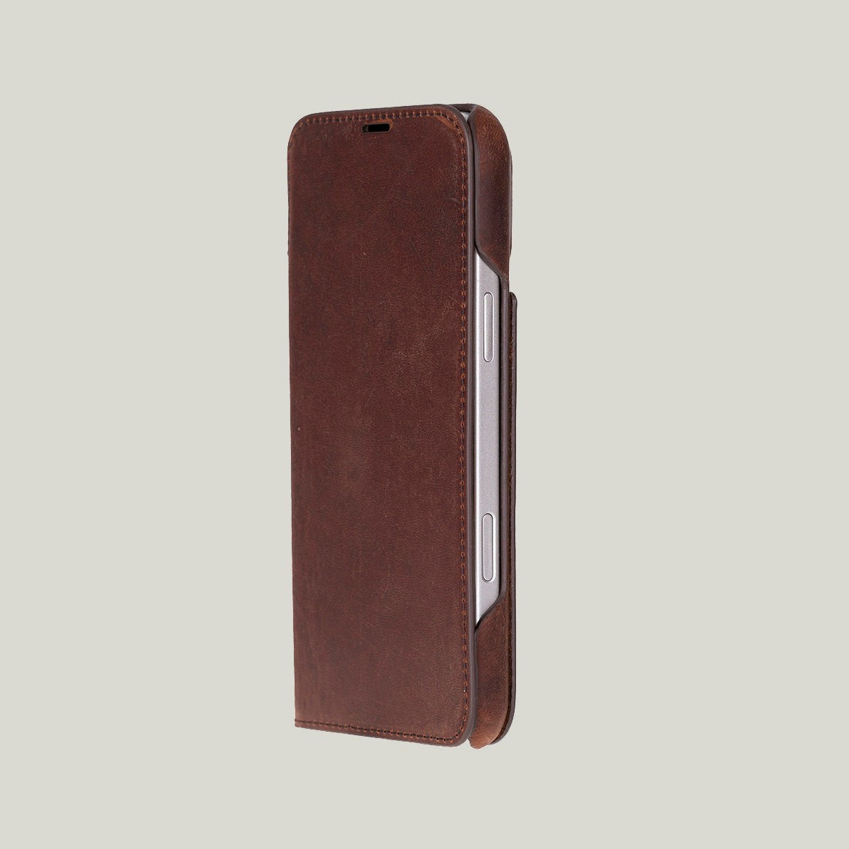 Sonat Deri Folio Kılıf — iPhone 17